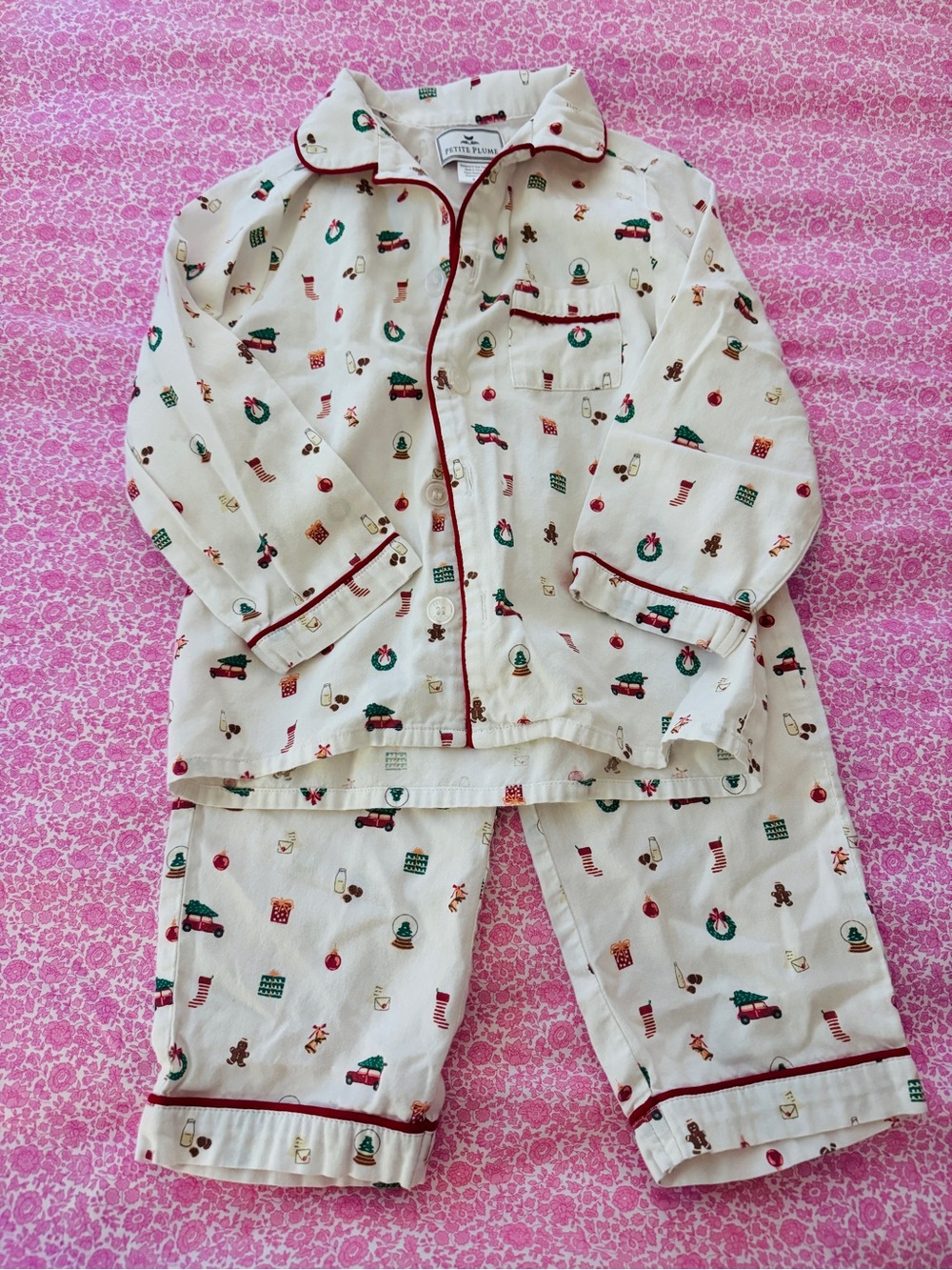 Petite Plume Pajama Set Size 4T